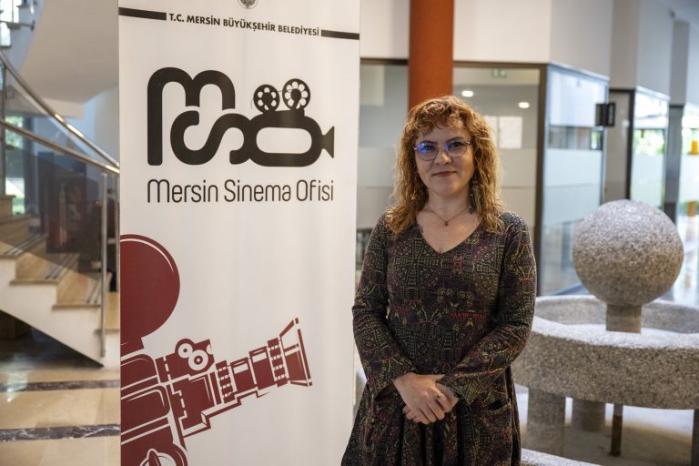 MERSİN BÜYÜKŞEHİR İLE KENT BİR KEZ DAHA BEYAZPERDEYE TAŞINIYOR