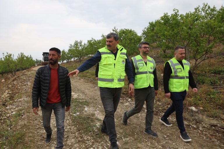 TOROSLAR BELEDİYESİ ÜRETİMİ DESTEKLEYEN HİZMETLERE DEVAM EDİYOR