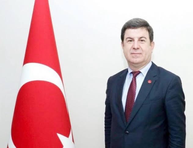 Sinan Koç Bir toplum nasıl olur da bir anda bu kadar değişebilir?