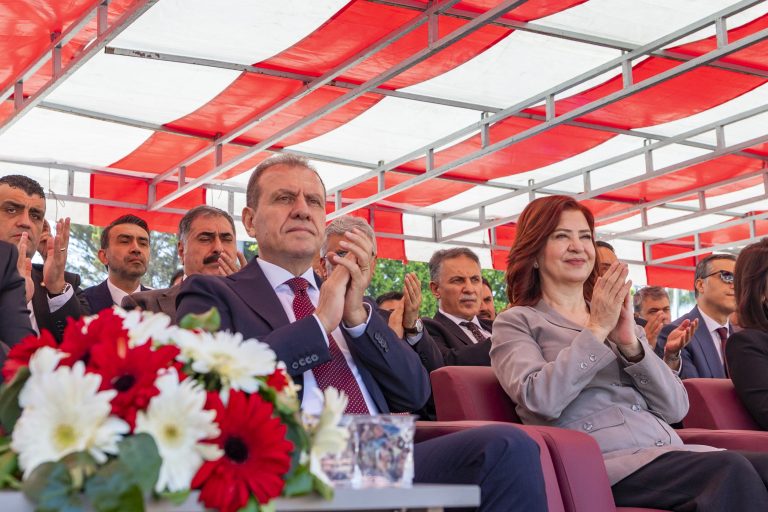 SEÇER “YURTTAŞLAR MERSİN’DE KENDİNİ DEĞERLİ HİSSEDİYOR”