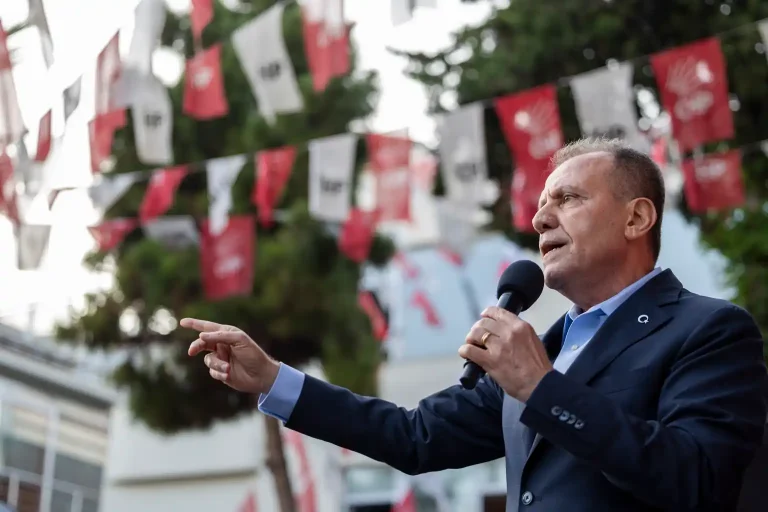 SEÇER: “ZOR GÜNLERDE BİR ARADA OLMAK CHP’LİLERE YAKIŞIR”