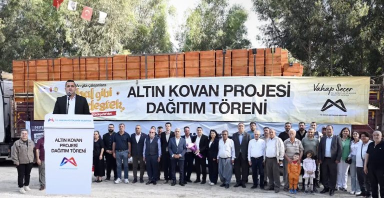 MERSİN BÜYÜKŞEHİR’DEN ARI GİBİ ÇALIŞAN ÜRETİCİYE BAL GİBİ DESTEK